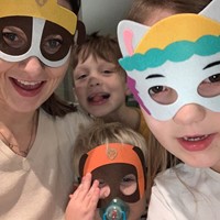 Lively family in Portugal seek sporty nanny/manny 
